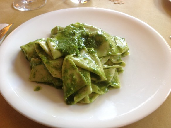 Pasta con pesto Tarassaco