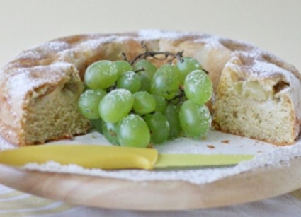 ciambella-di-pere-e-uva-alla-birra-5