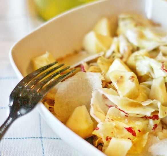 insalata-di-radicchio-mele-e-ramolaccio