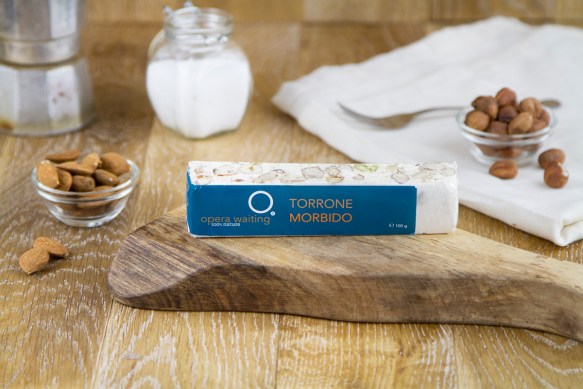 Torrone morbido mandorla, nocciola e pistacchio Cortilia