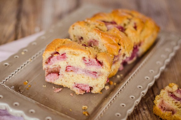 torta di miele mandorle e fragole p